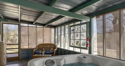 My Little House | Hot Tub | Shared Pool