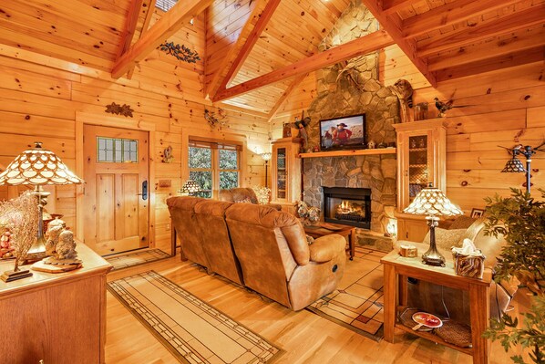 Interior - Family Cabin With Mountain Views (Boone)