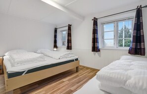 2 bedrooms, free WiFi