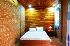 9 chambres, accès Internet