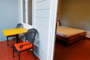 9 chambres, accès à Internet