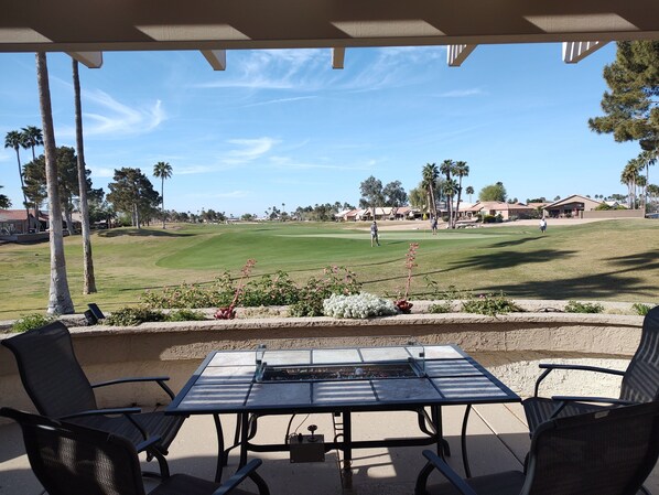 Outdoor dining - PC Furn Golf Course Home. 36 PB courts for Nat's Nov `24 incl cart, hk 'ing util (Goodyear)