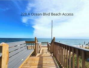 Property grounds - Sandy Cheeks - 5 BR Oceanside Home w/Private Pool, on Private cul-de-sac, 350 yards to beach access (Southern Shores)