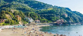 2 bedroom gorgeous home in Bonassola