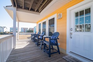 Terrace/patio - Legacy - A beautiful 4-bedroom home with a community dock, minutes from the ocean. (Holden Beach)