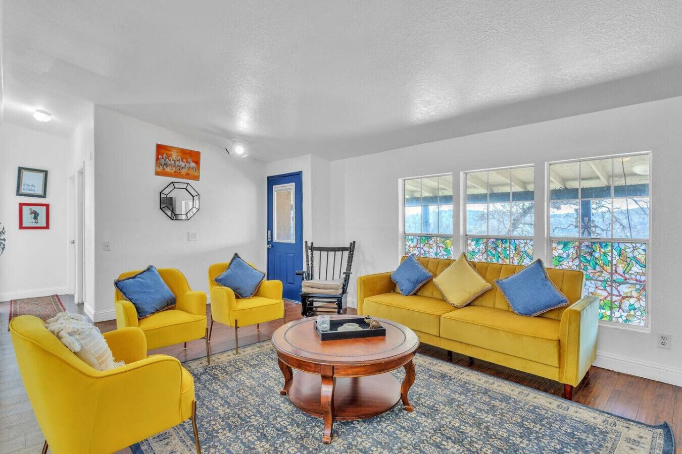 Smart TV, fireplace, printers