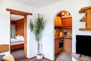 1 bedroom, free WiFi, bed sheets - Apartment "Anni" with Mountain View, Shared Terrace & Wi-Fi (Leutasch)