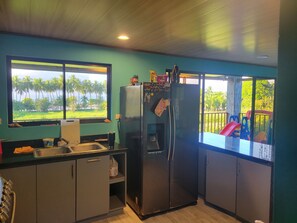 雪櫃、微波爐、爐具、咖啡機/沖茶器