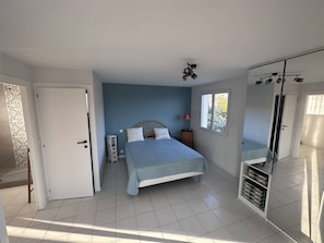 4 bedrooms, free WiFi