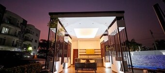 Cantonments Lux 2BR,6mins to airport with balcony,fast WiFi,Nespresso,Pool &Gym