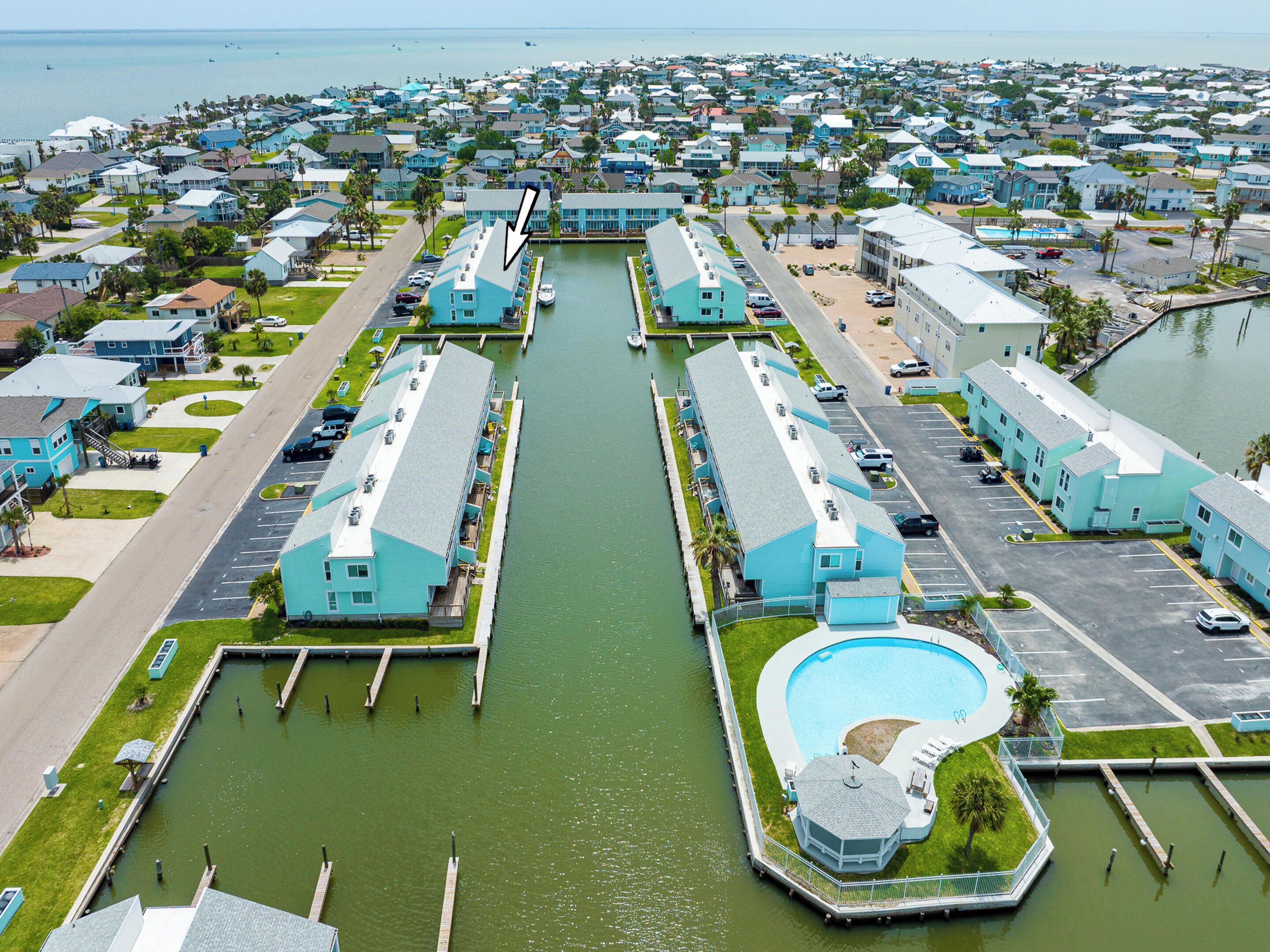 Condo (2 Bedrooms) | Property amenity