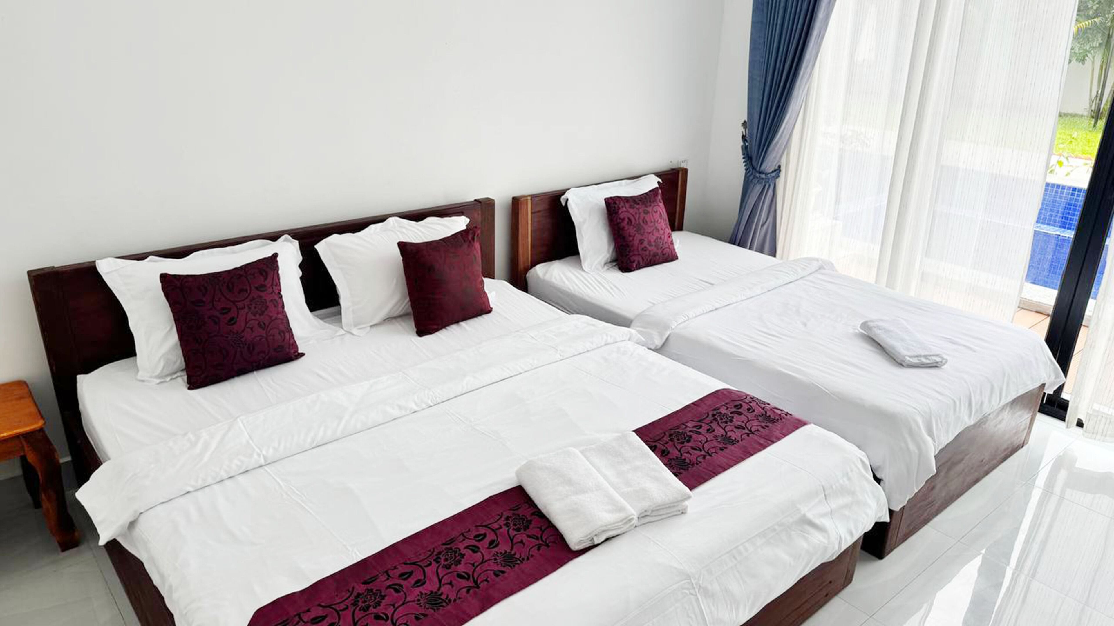 Minibar, caja de seguridad en la habitación y sistema de insonorización 