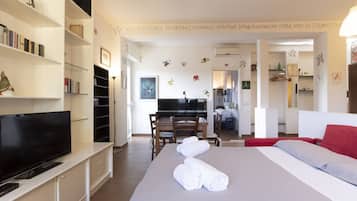 1 Schlafzimmer, Bügeleisen/Bügelbrett, Bettwäsche