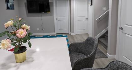 Peaceful 2 Bedroom Guest Suite located at the SW Edmonton close to the airport.