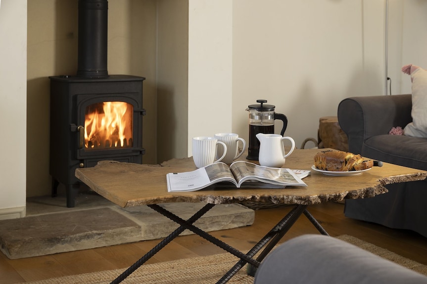 Pet Friendly Rural Cotswold Cottage - 1 Manor Farm Cottage - Cotswolds