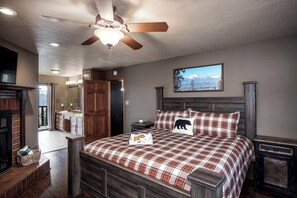 Estudio (3 Bedrooms) | Servicio de la propiedad