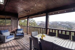 開放式客房 (3 Bedrooms) | 住宿設施服務