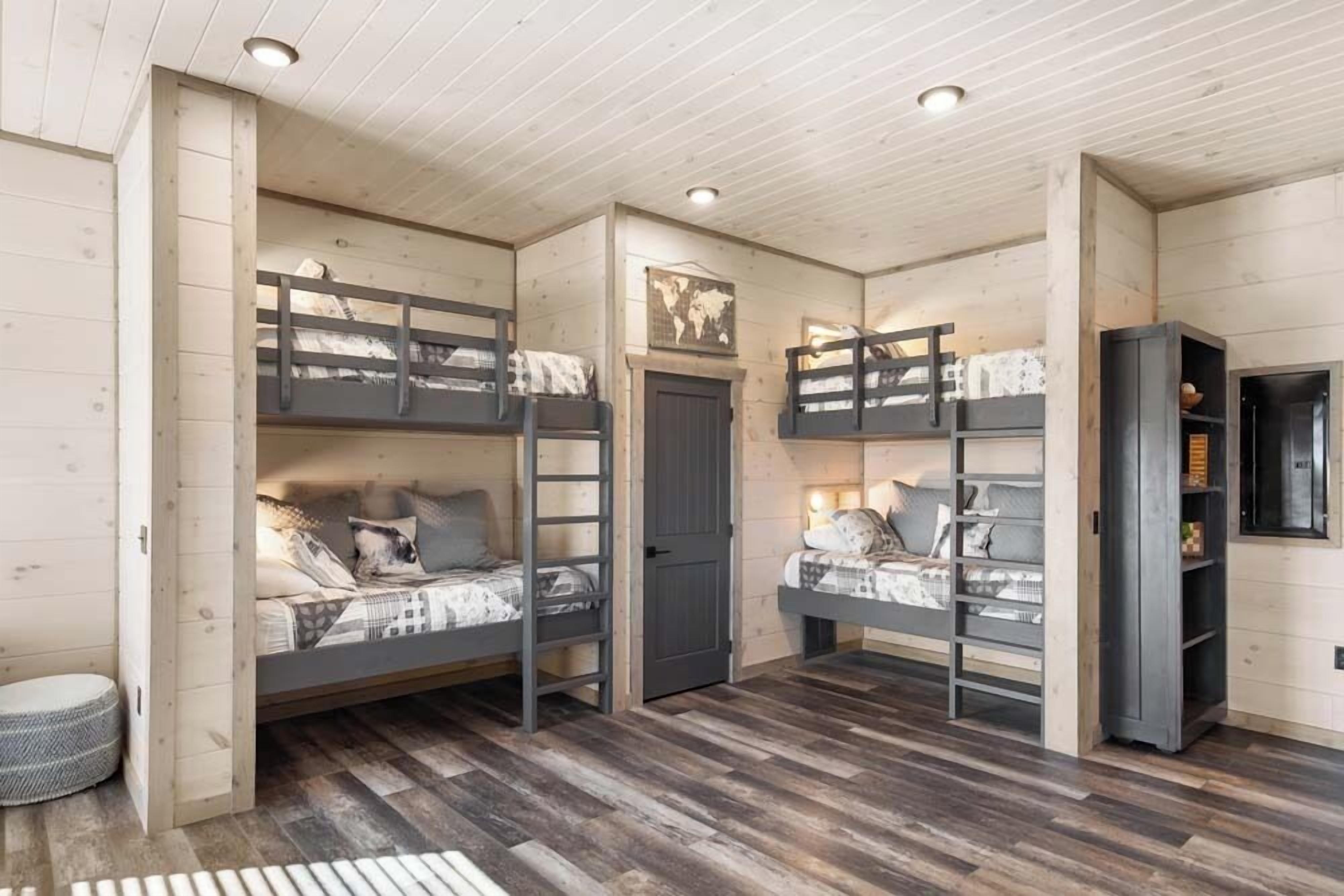 Studio (3 Bedrooms) | Property amenity