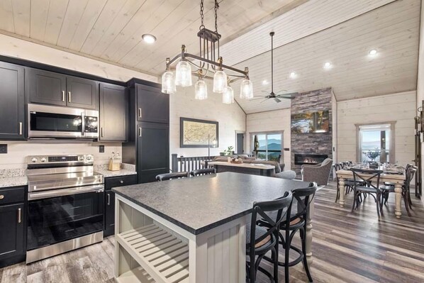 开间 (3 Bedrooms) | 住宿服务设施