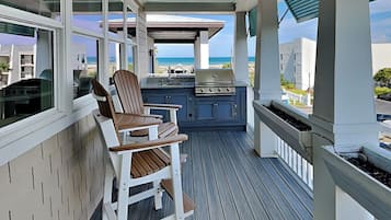 House (5 Bedrooms) | Property amenity