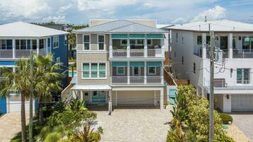 House (5 Bedrooms) | Property amenity