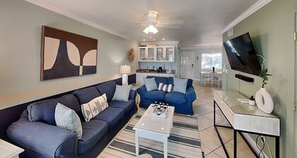 Bare Foot A212 by Distinctive Beach Rentals