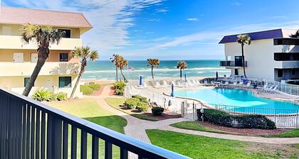 Bent Palm 218 by Distinctive Beach Rentals