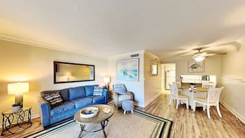 Condo (1 Bedroom) | Property amenity