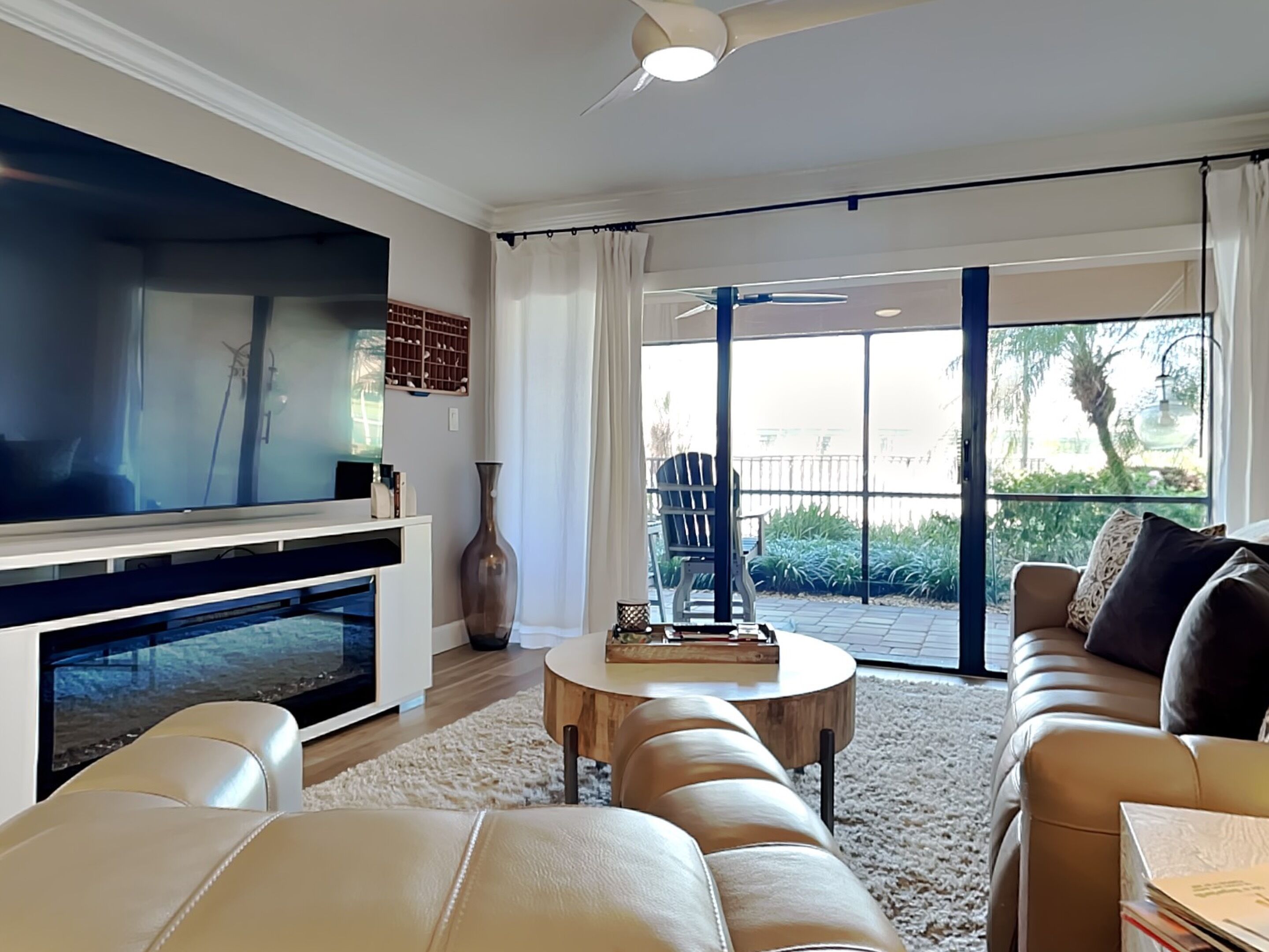 Condo (2 Bedrooms) | Property amenity