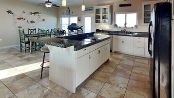 House (3 Bedrooms) | Kemudahan hartanah