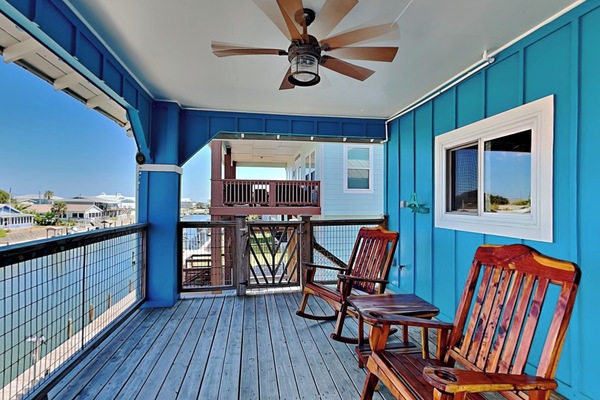 House (3 Bedrooms) | Property amenity