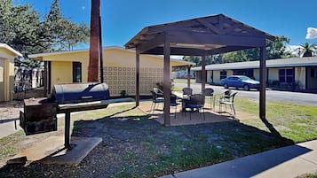 Condo (2 Bedrooms) | Tiện nghi, dịch vụ nơi lưu trú