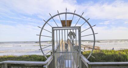 Abundant Relaxation by Ryson Vacation Rentals