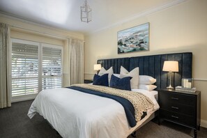 4 bedrooms, iron/ironing board, travel crib, free WiFi