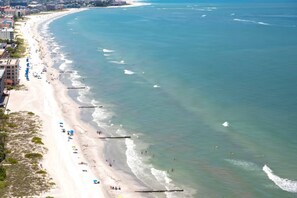 Beach nearby, beach towels, motor boating, fishing
