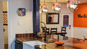 Interior - NEW! Auburn Tiger Alumni Retreat on 20 private acres (Salem)