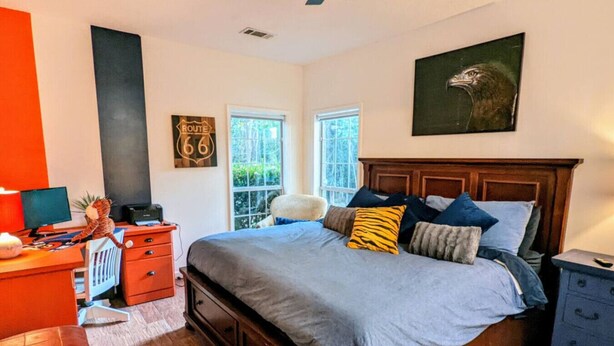 Desk, iron/ironing board, WiFi (free), bed sheets