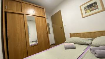 1 soverom, internettilgang og sengetøy