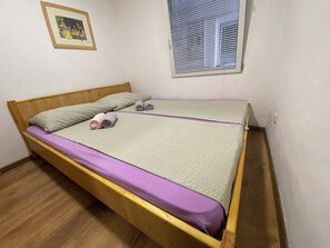 2 dormitorios, Internet, ropa de cama