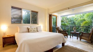 4 bedrooms, iron/ironing board, free WiFi, bed sheets - Frangipani Villa | Port Douglas (PORT DOUGLAS)