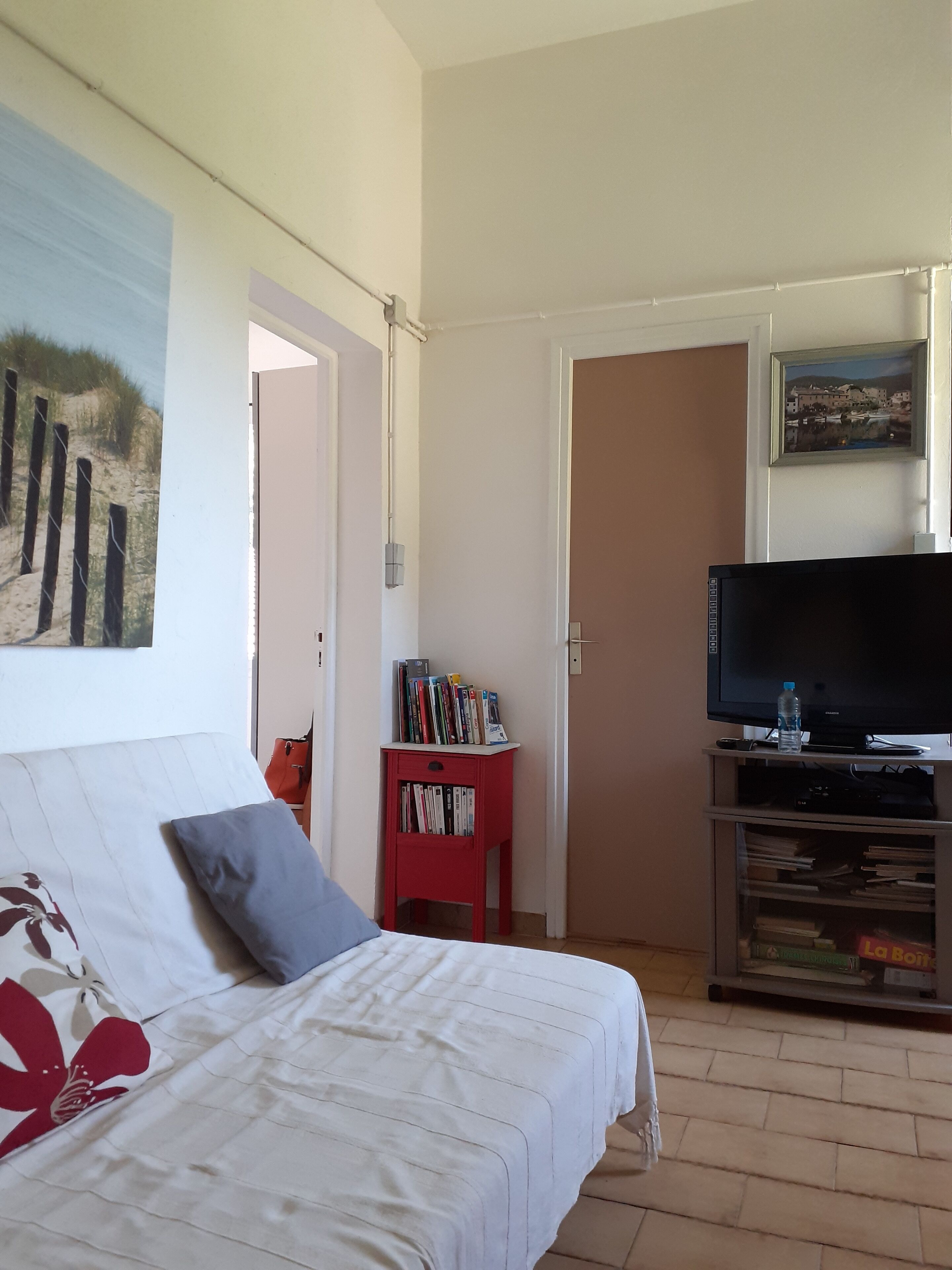 3 slaapkamers, een strijkplank/strijkijzer, gratis wifi