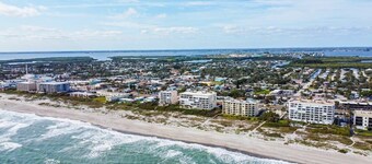 Beach Townhome Steps from Downtown Cocoa Beach
