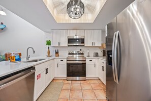 Fridge, microwave, oven, stovetop - Backyard & patio retreat near Cocoa Beach Pier (Cocoa Beach)