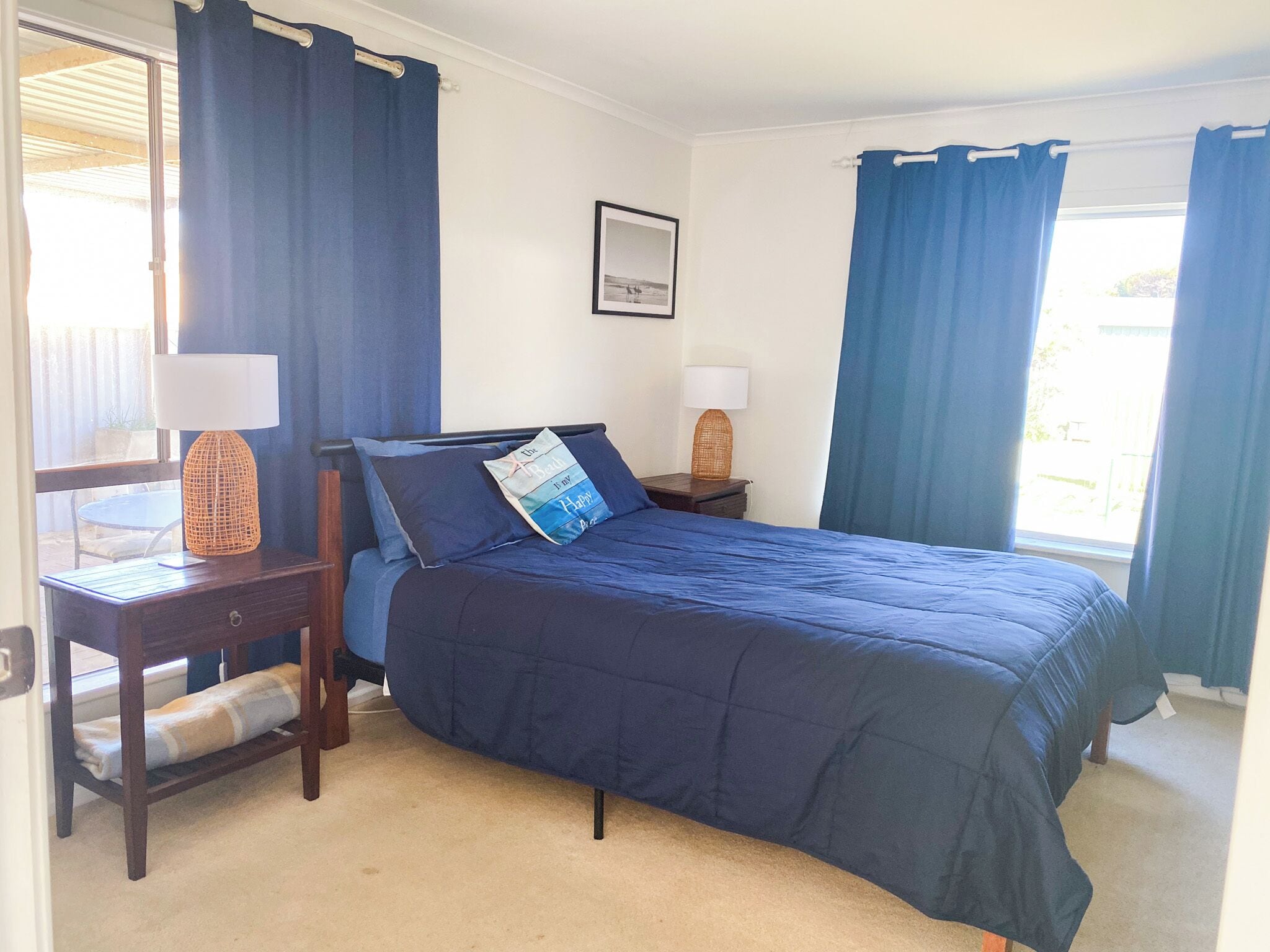 3 bedrooms, bed sheets