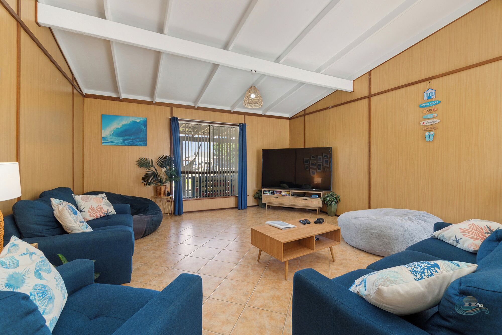 Ocean Spray Is A Unique & Cosy Lancelin Beach Home - Lancelin