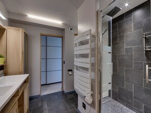 Bathroom - Renovated apartment in central Les Arcs 2000 with balcony (Les Arcs 2000)