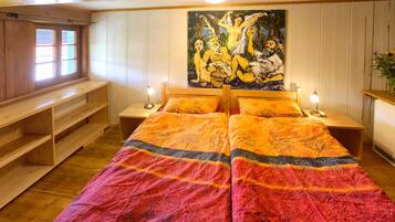 8 Schlafzimmer, Bügeleisen/Bügelbrett, Reisekinderbett, WLAN