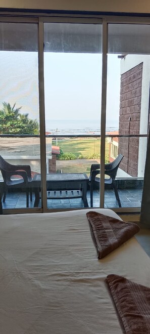 Premium Room - Coastal Bay Beach Resort (Dapoli)