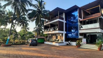 Fachada da propriedade