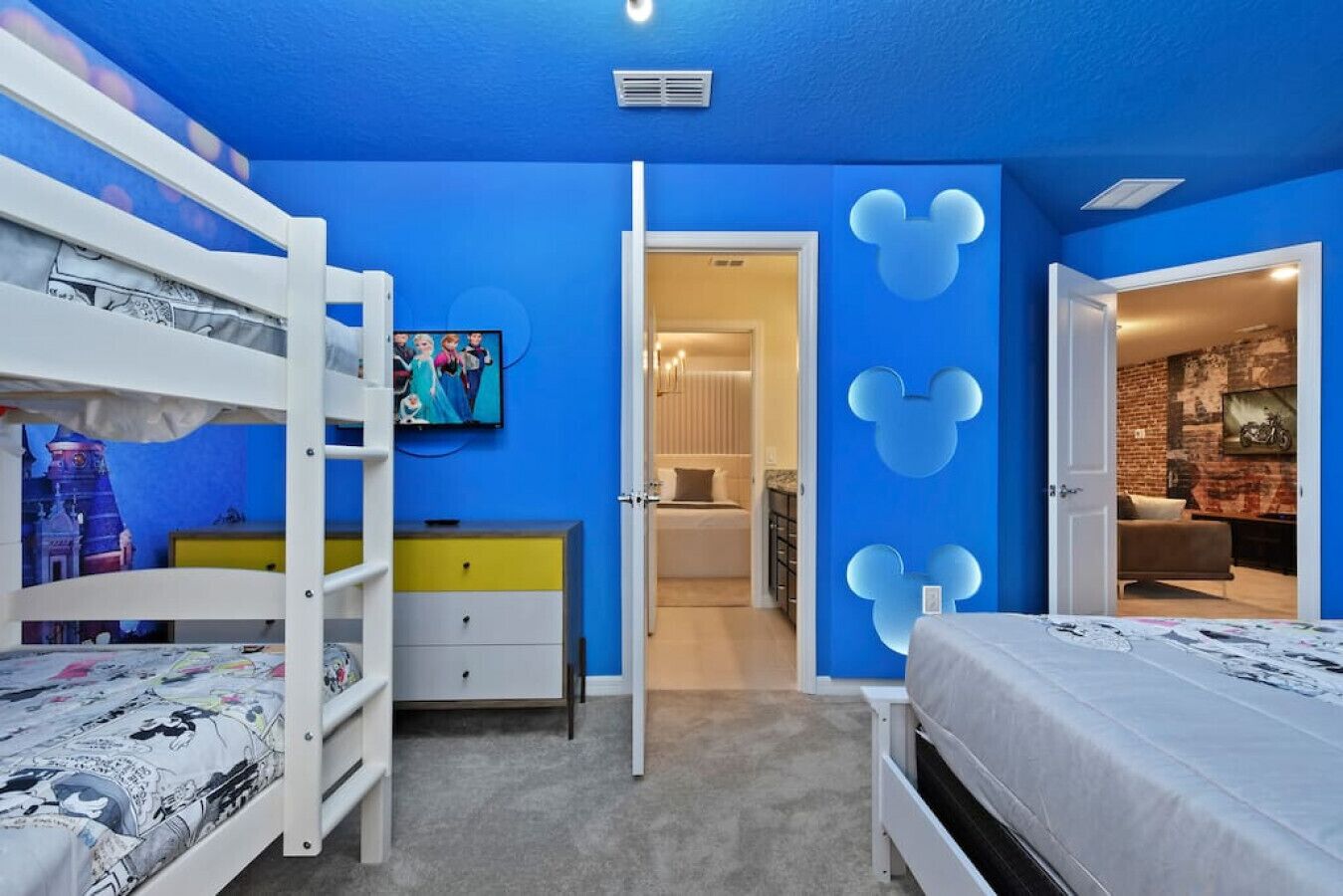 10 bedrooms, iron/ironing board, travel crib, WiFi
